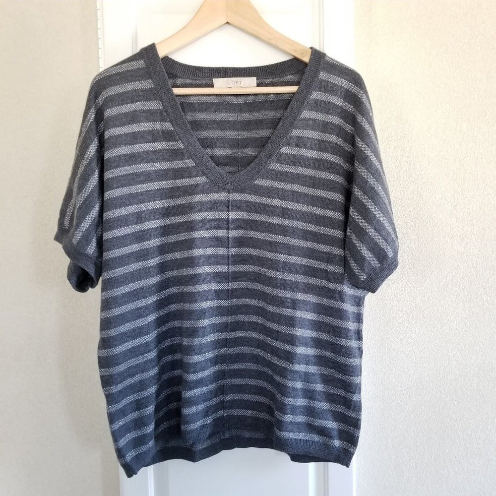 LOFT Charcoal Gray And Silver Striped V-Neck Wool Blend Sweater size M